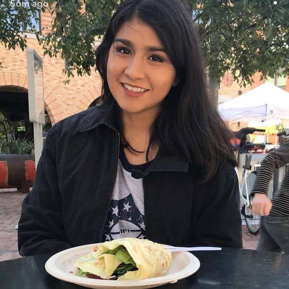 Meet your Posher, Marissa - Picture 1 of 1